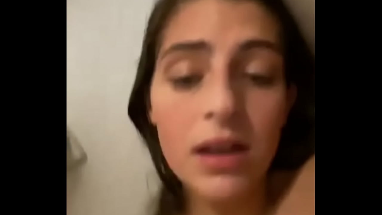 Modrooká kráska, krátká domácí sex videa, výběr.